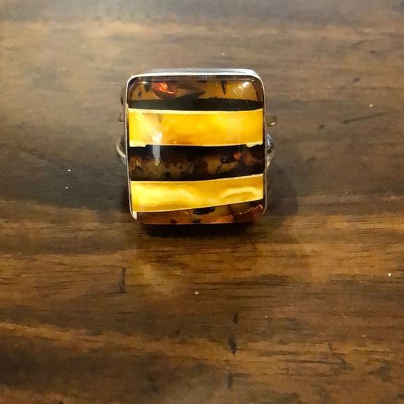ARTISAN Sterling Silver Striped Bezel Set Maple & Honey Colored Amber Ring Sz 7 - Picture 10 of 10
